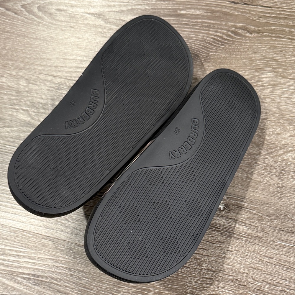 Burberry Black Sole Slides - Picture 2 of 2